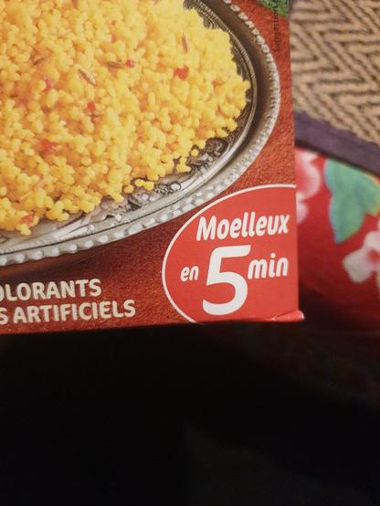 Mention "moelleux en 5 minutes" au coin d'un paquet de semoule à couscous